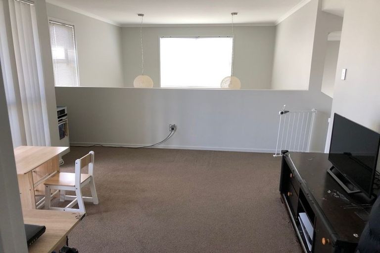 Photo of property in 14 Hirimate Place, Flat Bush, Auckland, 2019