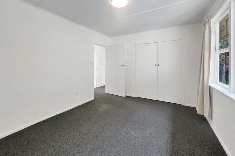 Photo of property in 10a Bull Avenue, Wainuiomata, Lower Hutt, 5014