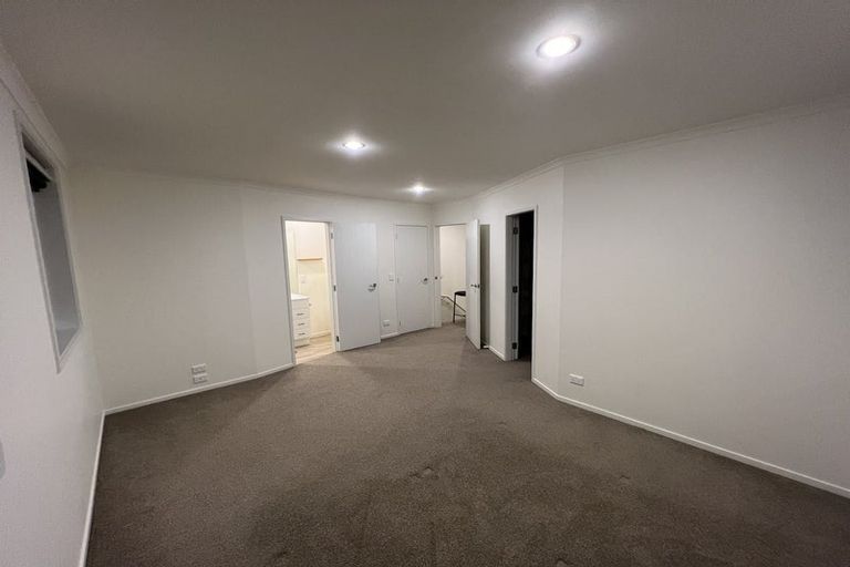 Photo of property in 50 Halswater Drive, Churton Park, Wellington, 6037