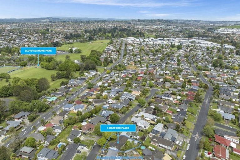 Photo of property in 3 Harford Place, Pakuranga Heights, Auckland, 2010
