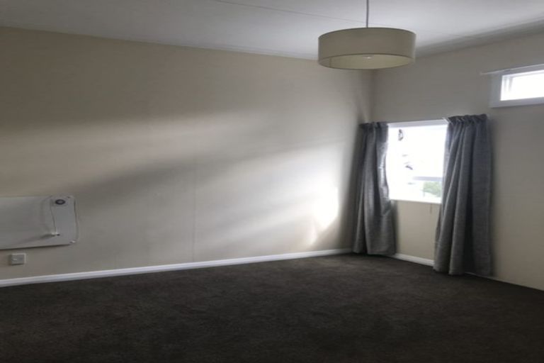 Photo of property in 77 Constable Street, Newtown, Wellington, 6021