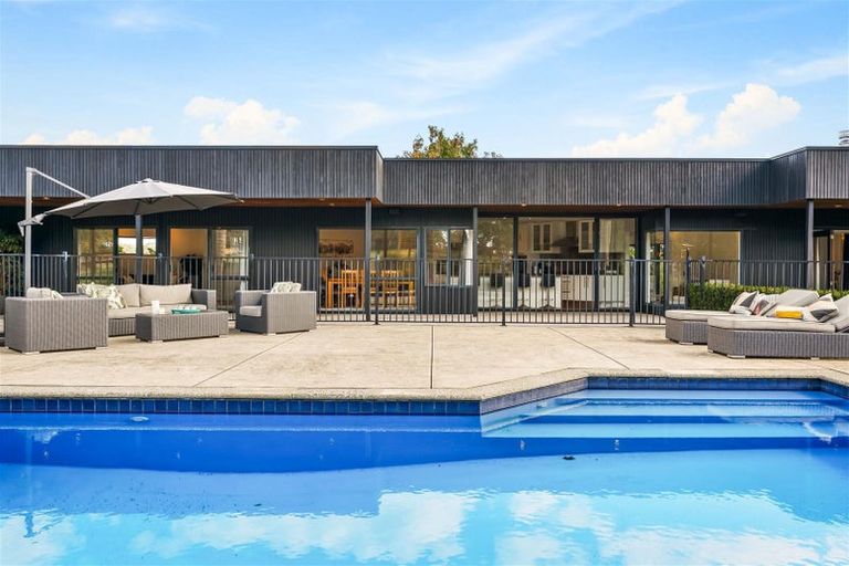 Photo of property in 206 Trigg Road, Kumeu, 0891