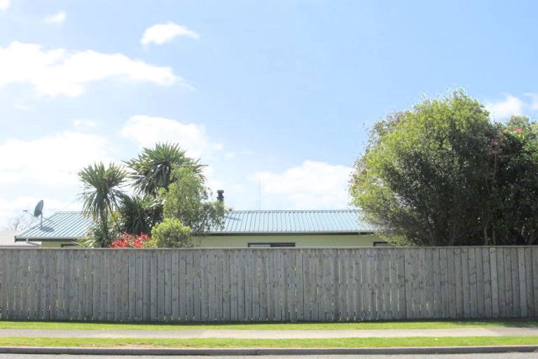 Photo of property in 35d Hartford Avenue, Papamoa Beach, Papamoa, 3118