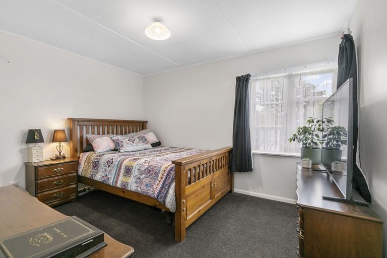 Photo of property in 52 Frederick Street, Wainuiomata, Lower Hutt, 5014