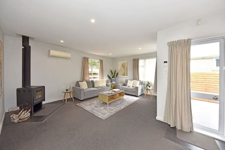 Photo of property in 52 Moreland Avenue, Papanui, Christchurch, 8053