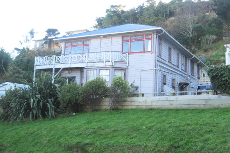 Photo of property in 23 Totara Street, Eastbourne, Lower Hutt, 5013