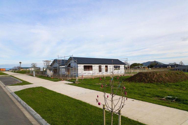 Photo of property in 35 Manaia Road, Tairua, 3508