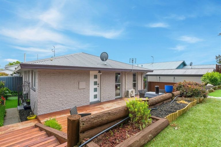 Photo of property in 140 Hay Street, Bromley, Christchurch, 8062