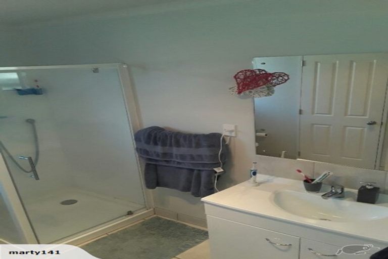 Photo of property in 195 Keri Vista Rise, Papakura, 2110