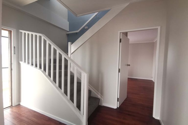 Photo of property in 145 Arran Road, Browns Bay, Auckland, 0630