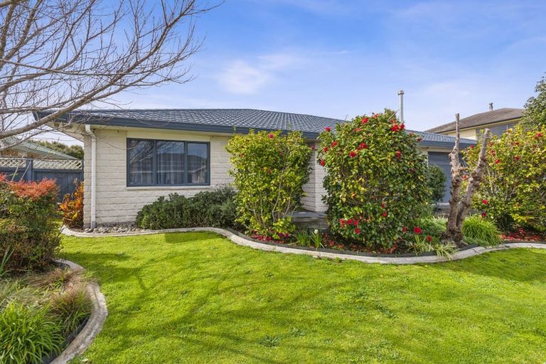 Photo of property in 3 Brookfield Place, Paraparaumu, 5032