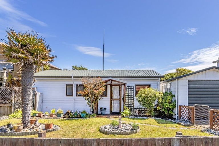 Photo of property in 60 Cygnet Street, North New Brighton, Christchurch, 8083