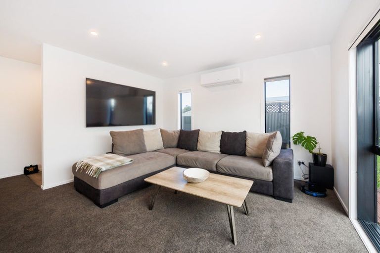 Photo of property in 7b Terrace Street, Marton, 4710