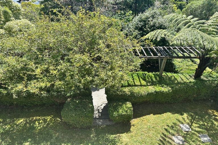 Photo of property in 8 Trelissick Crescent, Ngaio, Wellington, 6035