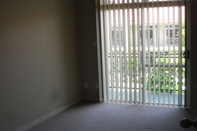 Photo of property in 5/44 Carlos Drive, Flat Bush, Auckland, 2016