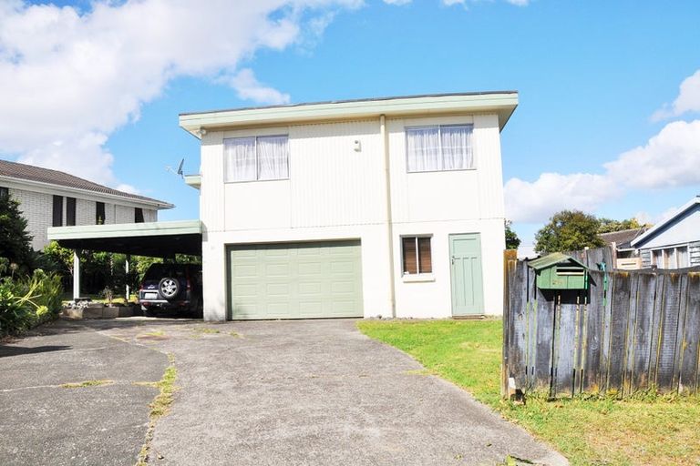 Photo of property in 21 Rosewarne Crescent, Glendene, Auckland, 0602
