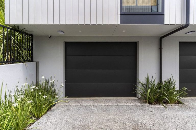 Photo of property in 2 Reid Lane, Wallaceville, Upper Hutt, 5018