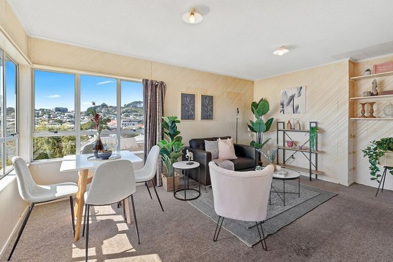 Photo of property in 27f2 Kenwyn Terrace, Newtown, Wellington, 6021