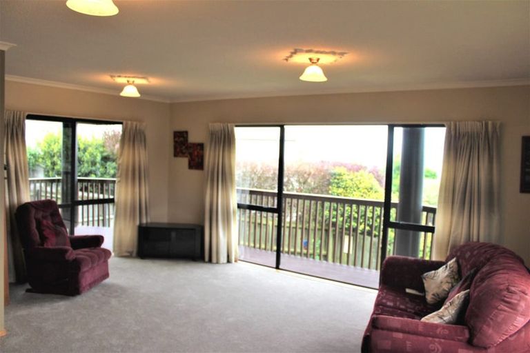 Photo of property in 3 Rosthwaite Place, Westmorland, Christchurch, 8025