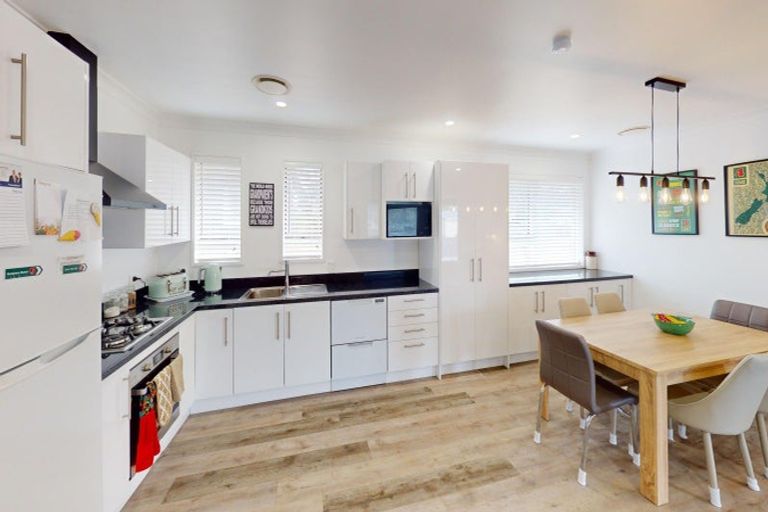 Photo of property in 135 Rua Avenue, Waitarere Beach, Levin, 5510