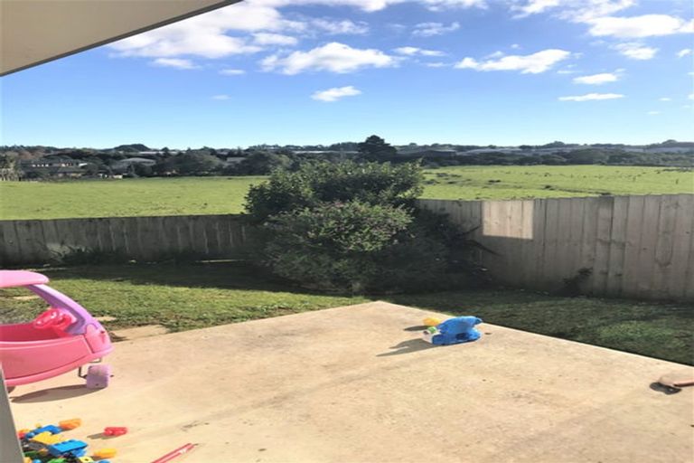 Photo of property in 68 Isabella Drive, Pukekohe, 2120