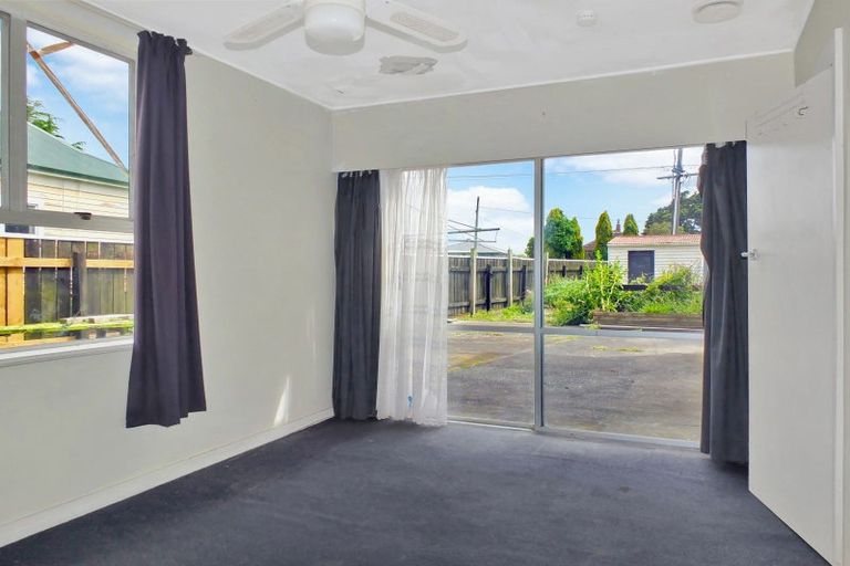 Photo of property in 2 Hillary Street, Foxton, 4814