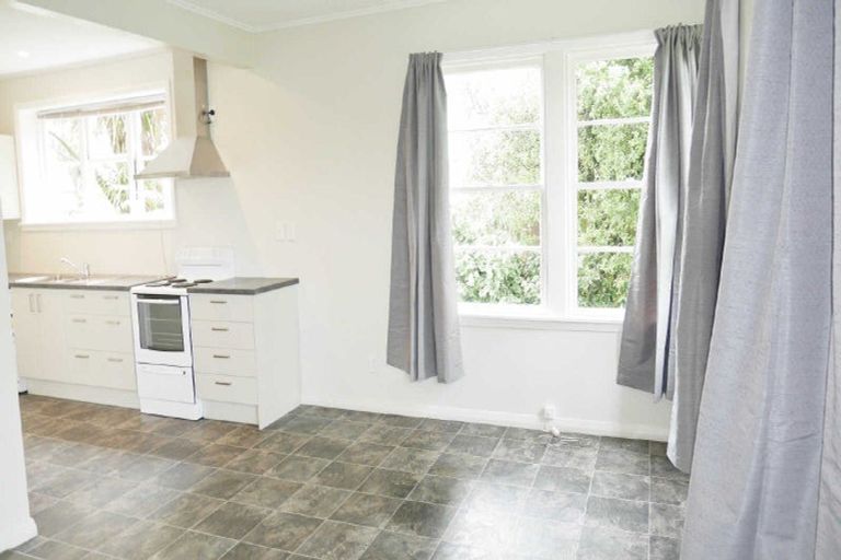 Photo of property in 17 Piko Crescent, Riccarton, Christchurch, 8041