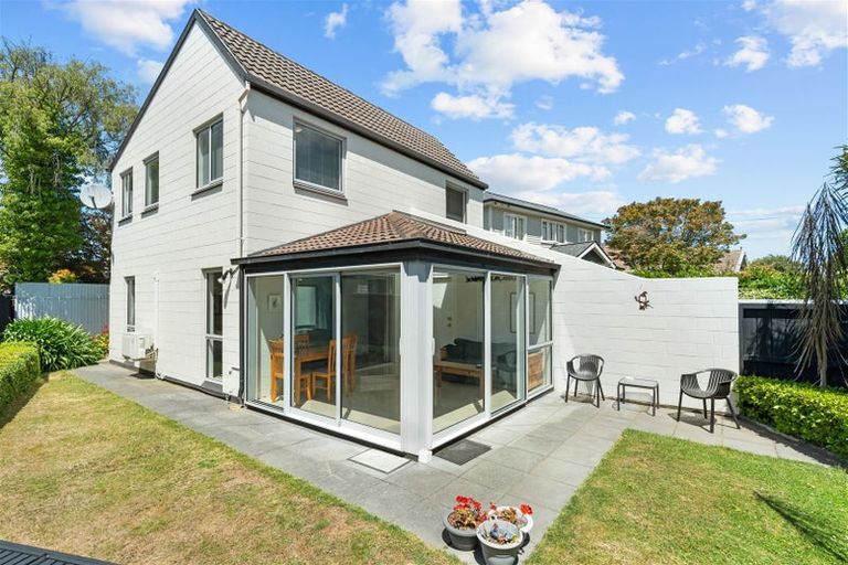 Photo of property in 1/106 Leinster Road, Merivale, Christchurch, 8014