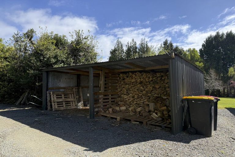 Photo of property in 68 Allan Road, Waikoura, Otautau, 9682