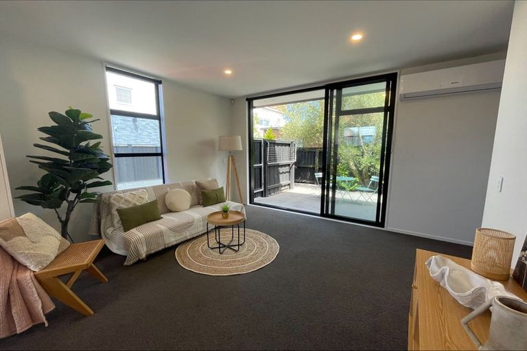 Photo of property in 1/27 Gracefield Avenue, Christchurch Central, Christchurch, 8013