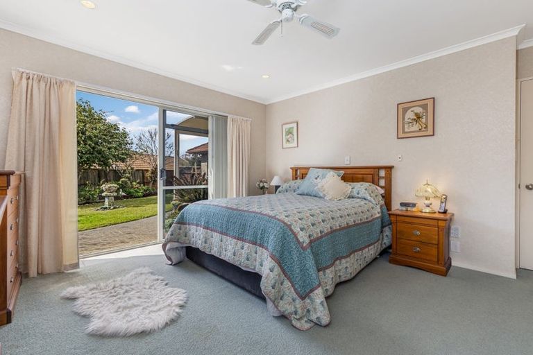 Photo of property in 7 Highfields Terrace, Henderson, Auckland, 0612