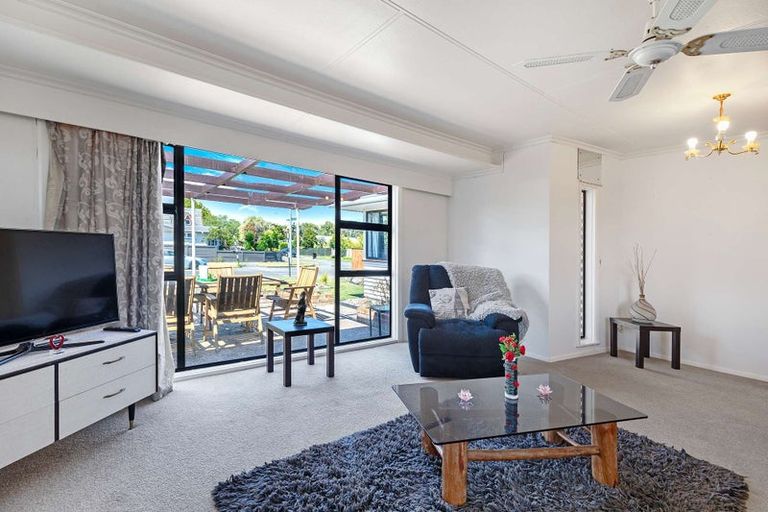 Photo of property in 76 Rugby Street, Awapuni, Palmerston North, 4412