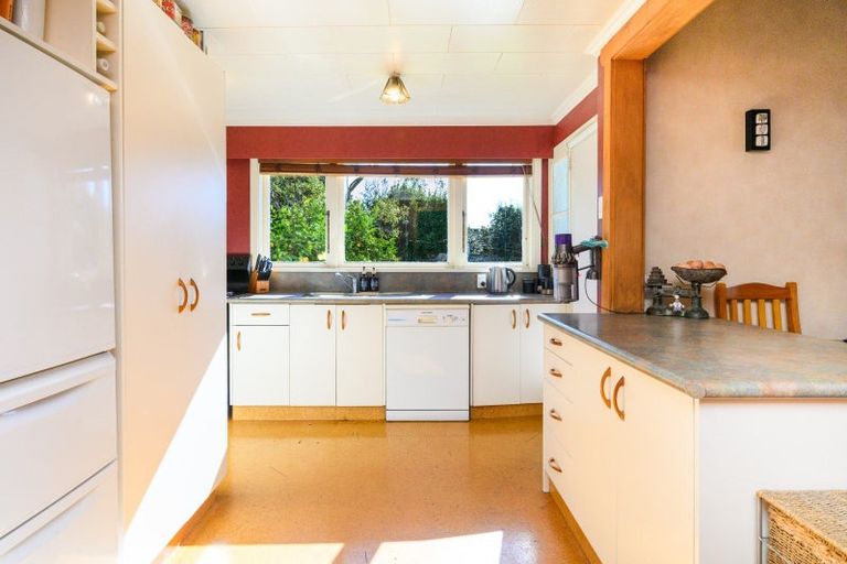 Photo of property in 24 Matipo Street, Takaro, Palmerston North, 4410