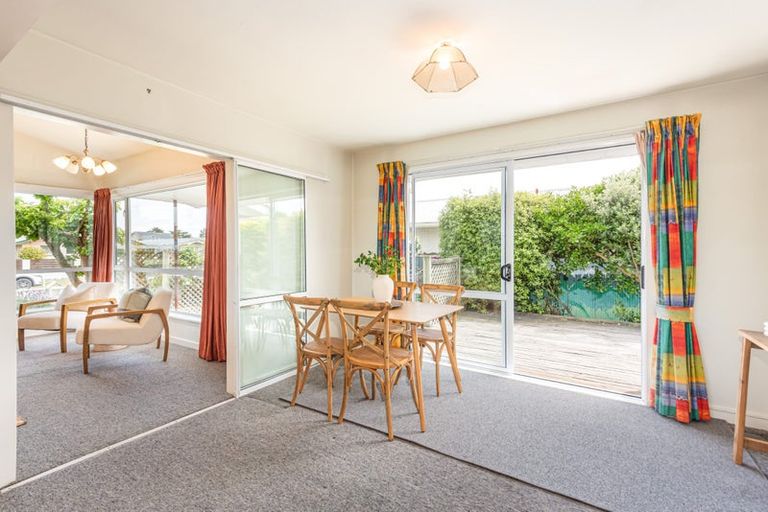 Photo of property in 337 Pine Avenue, South New Brighton, Christchurch, 8062