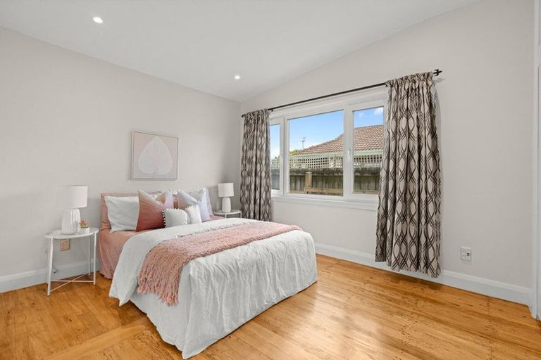 Photo of property in 12 Francis Avenue, Mairehau, Christchurch, 8013