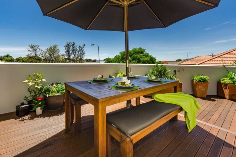 Photo of property in 12 Murray Court, Paraparaumu Beach, Paraparaumu, 5032