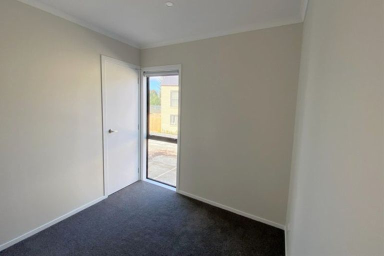 Photo of property in 2/125b Metcalfe Road, Ranui, Auckland, 0612
