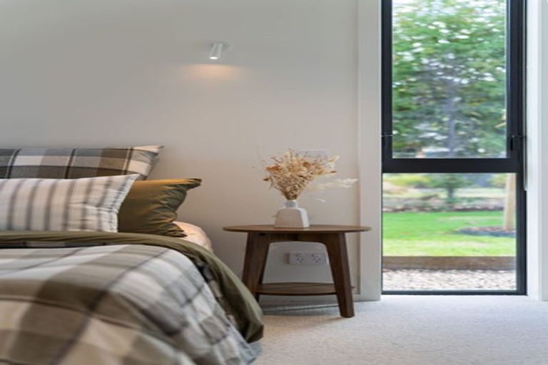 Photo of property in 16 Mccaw Mews, Wanaka, 9305