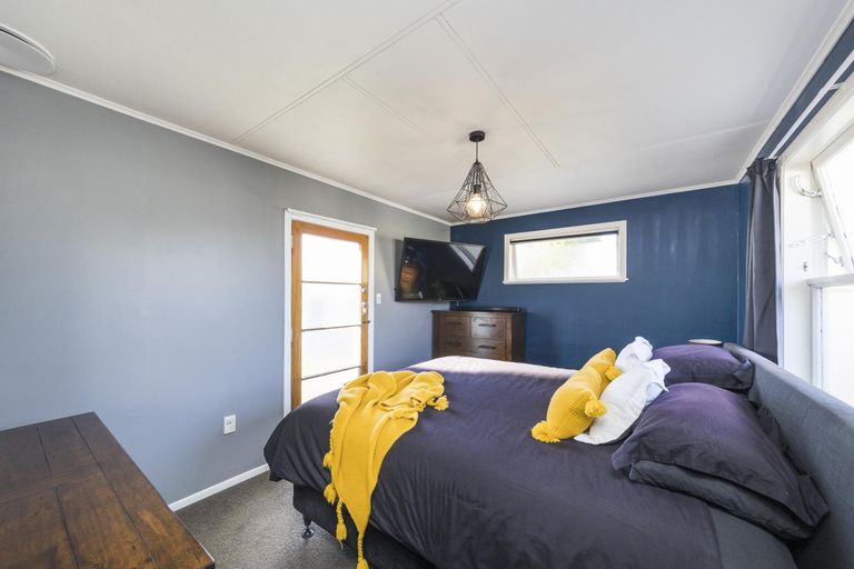 Photo of property in 582 Pioneer Highway, Highbury, Palmerston North, 4412