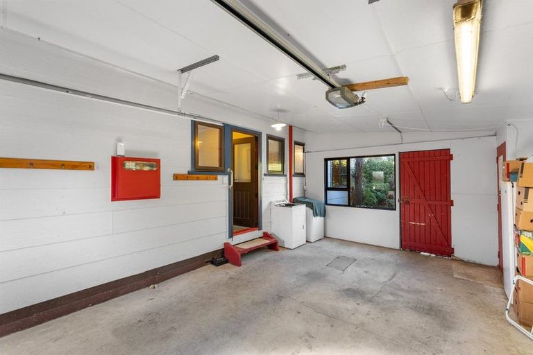 Photo of property in 4 Moana Street, Otaki Beach, Otaki, 5512