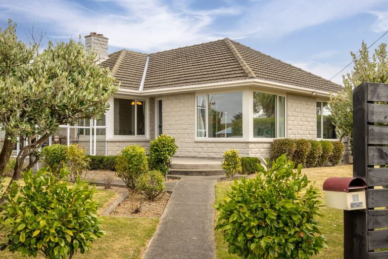 Photo of property in 51 Greendale Avenue, Avonhead, Christchurch, 8042