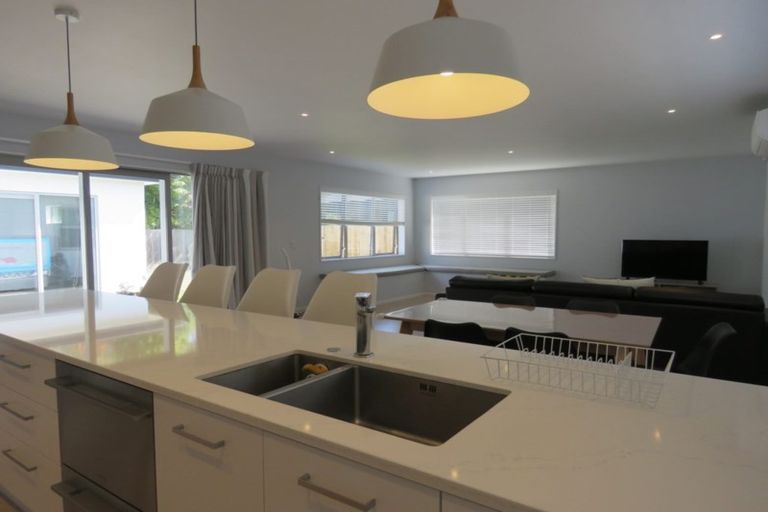 Photo of property in 102 Aorangi Road, Bryndwr, Christchurch, 8053