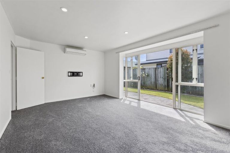 Photo of property in 51 Picton Avenue, Riccarton, Christchurch, 8011