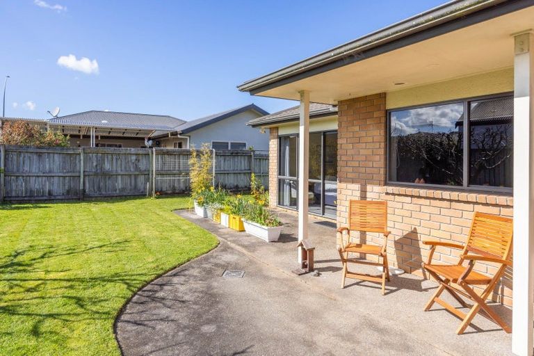 Photo of property in 22 Cranbrook Place, Rototuna North, Hamilton, 3210