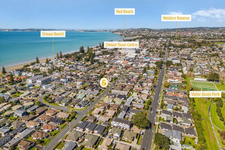 Photo of property in 38 Edward Avenue, Orewa, 0931