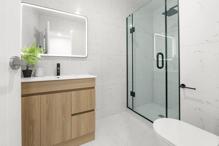 Photo of property in 48 Kapuka Road, Mangere Bridge, Auckland, 2022