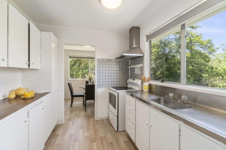 Photo of property in 1/7 Ririno Place, Manurewa, Auckland, 2102