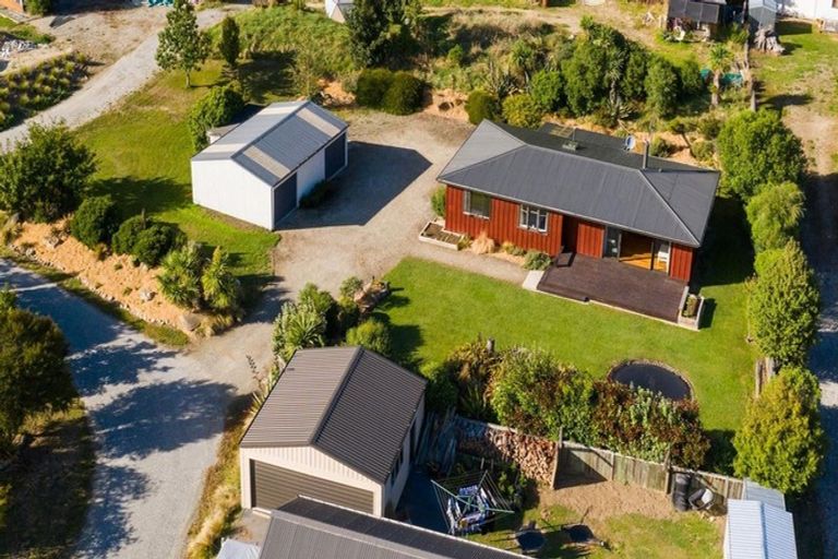 Photo of property in 12 Kingan Road, Luggate, Cromwell, 9383
