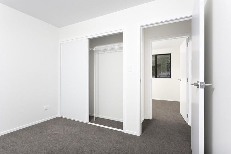 Photo of property in 13 Tokai Place, Glen Eden, Auckland, 0602