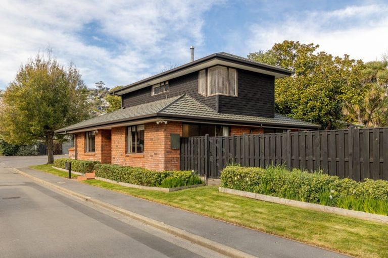 Photo of property in 10 Castle Way, Beckenham, Christchurch, 8023